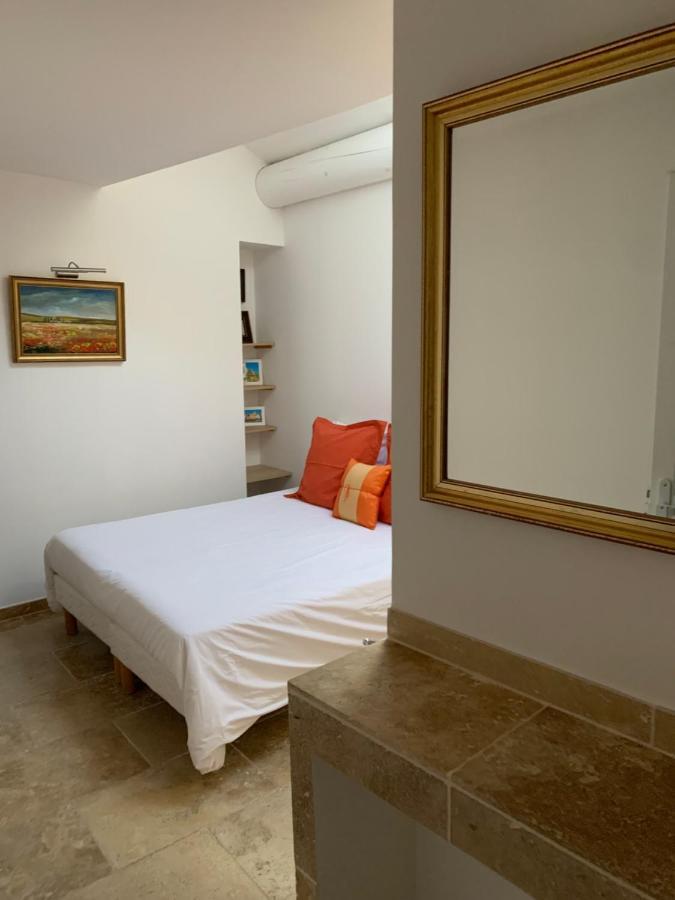 La Maison Du Courtil, Amande-Olive Moustiers-Sainte-Marie Buitenkant foto